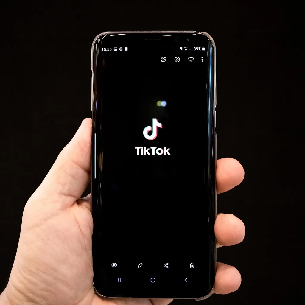 Jak wyróżnić się na żywo w Tik Tok